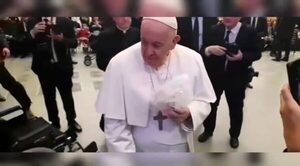 "¿Trajeron chipa?", preguntó el papa y se levantó de su silla de ruedas