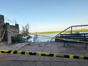 Mirador de Itá Pytã Punta: municipalidad nada hace y el riesgo persiste - Nacionales - ABC Color