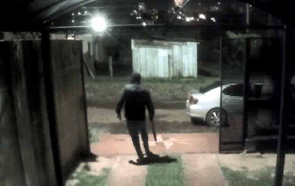 Delincuentes fingieron ser agentes de la SENAD y llevaron 800 celulares en Ciudad del Este – Prensa 5