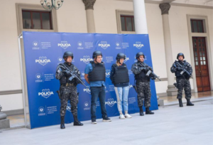 La insistencia de la mujer capturada por el crimen de Pecci en El Salvador: "Se termina la luna de miel" - Megacadena — Últimas Noticias de Paraguay