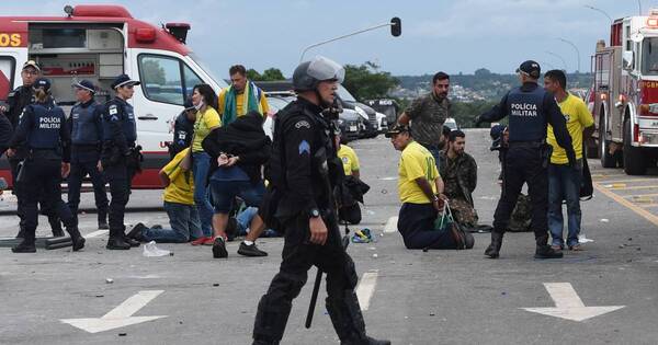La Nación / Brasil: Lula cambia el mando de la Policía Federal en 18 estados