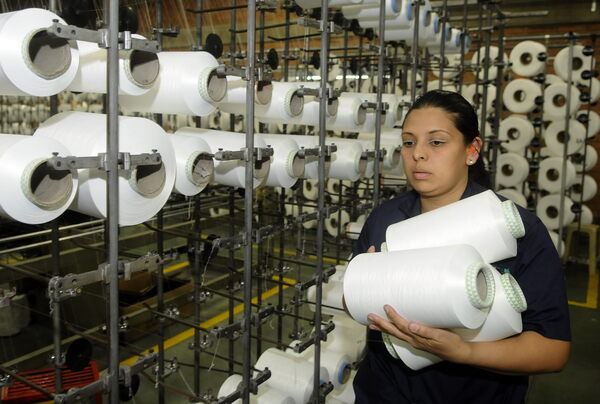 Manufactura mexicana pierde dinamismo al cierre de 2022, reporta BBVA - MarketData