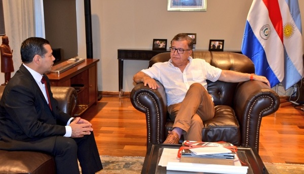 Yacyretá invertirá en obras eléctricas en el sur del país con la ANDE