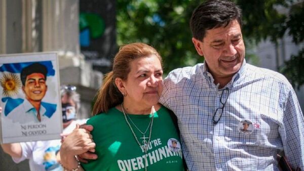 "Me duelen las mentiras, son unos cobardes", dijo el papá de Fernando Báez