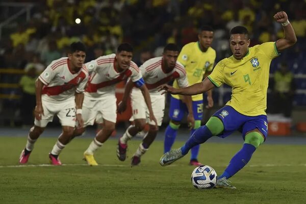 Brasil arranca con goleada sobre Perú en el Sudamericano Sub 20 - Fútbol Internacional - ABC Color