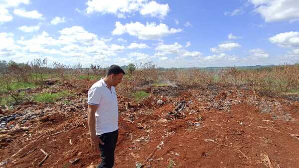 Exvertedero de Minga Guazú sigue ardiendo y vecinos reclaman solución - La Clave