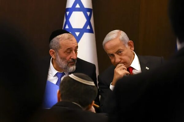 Premier Netanyahu afronta nuevas manifestaciones en su contra - Mundo - ABC Color