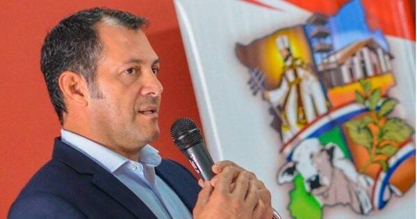 La Nación / Giménez renuncia y asume concejal como nuevo gobernador de San Pedro