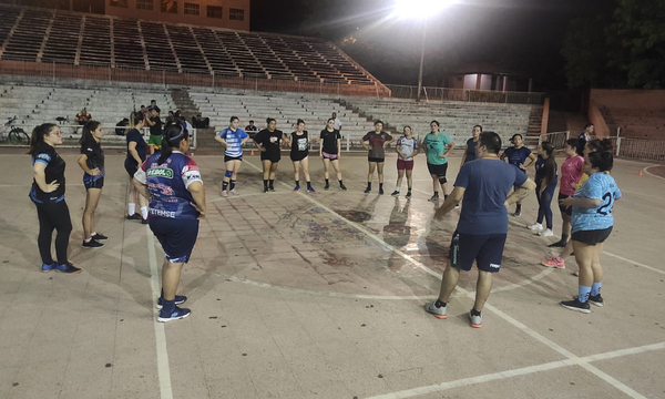 La Selección Ovetense de balonmano debuta hoy con miras a las finales de Amambay - OviedoPress