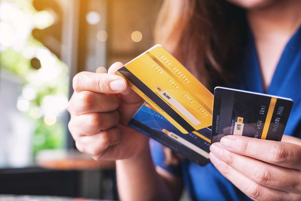 Advierten sobre cuidados a tener en cuenta al utilizar la tarjeta de crédito - La Clave