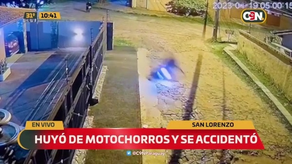 San Lorenzo: Huyó de motochorros y se accidentó - C9N