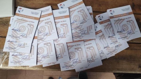 Tribunal de Apelación otorga libertad ambulatoria a dos personas imputadas por delitos electorales - PDS RADIO Y TV