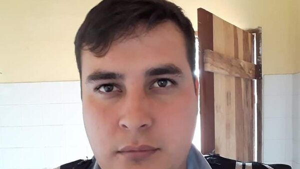 Imputan a policía por asesinato de un perrito