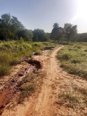 Pobladores piden arreglo de caminos en San Juan Nepomuceno - Nacionales - ABC Color