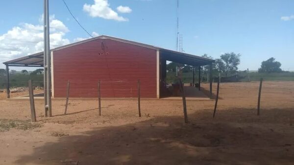 Colonos de 25 de Diciembre denuncian que guardia privado mantiene en zozobra al vecindario - Nacionales - ABC Color