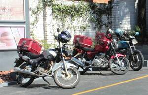 Diario HOY | Deliverys dicen que el estacionamiento tarifado “golpeará el bolsillo de trabajadores”