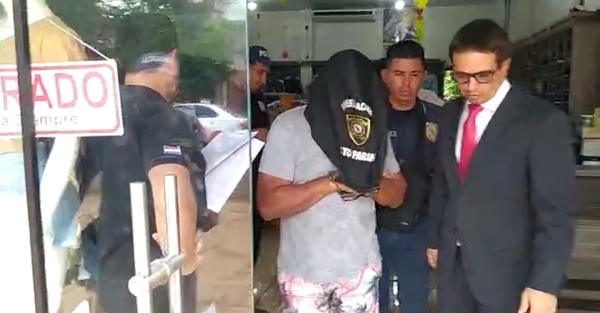 Diario HOY | Hombre difundió videos íntimos de su pareja, mujer quedó desempleada
