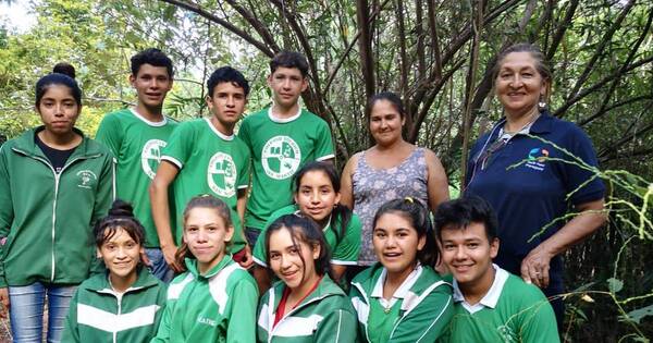 La Nación / Estudiantes sampedranos fueron capacitados en agroecología y plantas medicinales