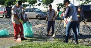 La Nación / Buscan eliminar arbovirosis con jornadas de limpieza en barrios de Asunción