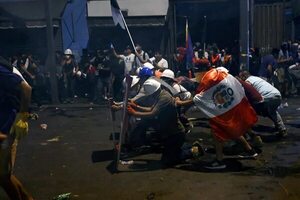 Enfrentamientos y ataques a infraestructura en nuevas protestas en Lima - Mundo - ABC Color