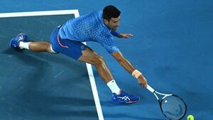 Un Djokovic a medias supera con facilidad a Dimitrov