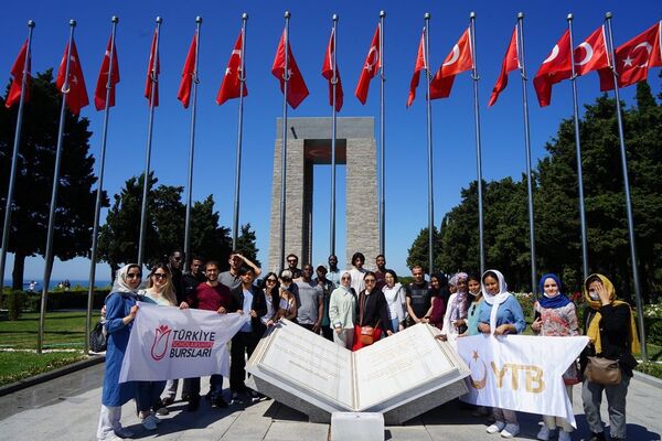 Gobierno de Turquía ofrece becas de estudio de pregrado y posgrado