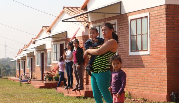 Construcción de viviendas generan techo y empleo digno en San Pedro - .::Agencia IP::.