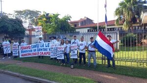Intendente de Caapucú denunció robo de chequera para justificar falta de rendición de cuentas ante la Contraloría - Política - ABC Color