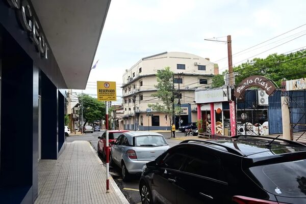 Estacionamiento tarifado “va a expulsar a la gente” de Asunción, afirman - Nacionales - ABC Color