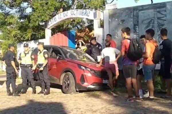 Ka'ure atropelló a una doña que estaba esperando micro