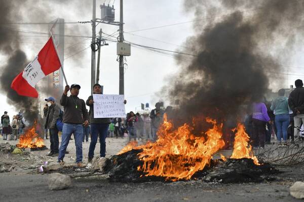 Llegan a 60 los muertos en Perú por protestas | 1000 Noticias