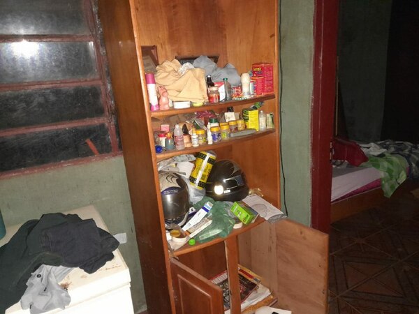 Diario HOY | Tres hombres se hicieron pasar por policías y robaron G. 10 millones de una casa