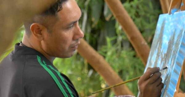 La Nación / “Dibujar es un viaje a un mundo de alegría”