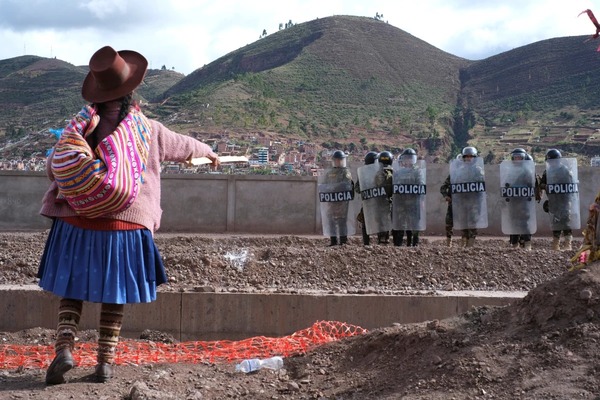 Cierran Machu Picchu a medida que crecen las protestas en Perú | 1000 Noticias