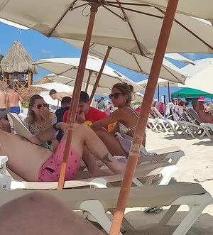 “Nenecho” disfruta de las  playas de Cancún mientras Asunción se derrumba  - Nacionales - ABC Color