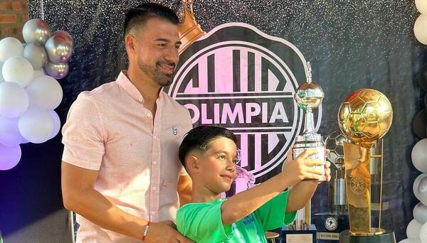 [GALERÍA] El hijo del DT de Olimpia, festejó su cumple con la mini Libertadores