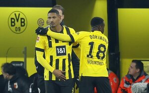 Sebastian Haller regresa a un partido oficial