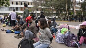 Perú: Exigen la liberación de estudiantes detenidos en Lima - ADN Digital