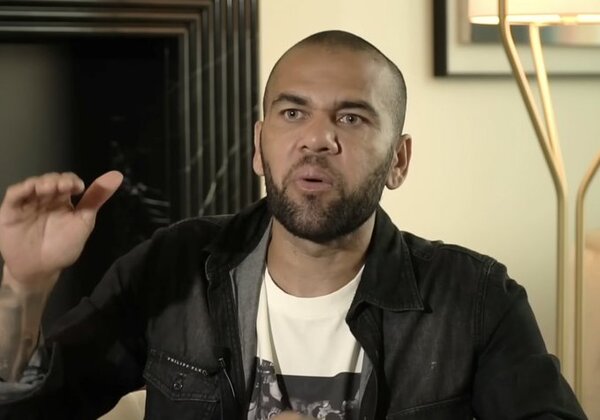 Daniel Alves pide nueva declaración a la Justicia, dice radio