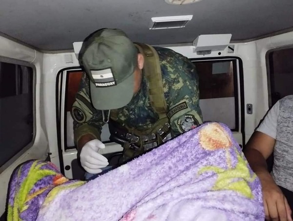 NACE UNA NIÑA EN AMBULANCIA MILITAR - La Voz del Norte