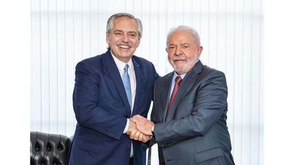 Argentina y Brasil prevén avanzar la discusión sobre una moneda suramericana - Revista PLUS