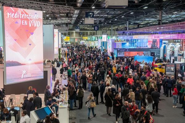 Fitur cierra sus puertas con cifras cercanas a récord de 222.000 asistentes - Revista PLUS