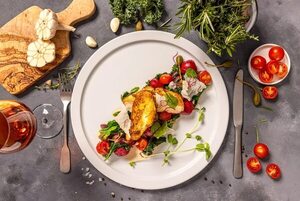 Comenzá el lunes con una suprema de pollo grillada y muchos vegetales - Gastronomía - ABC Color