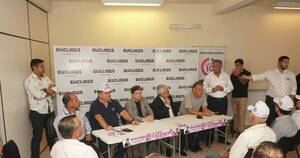 La Nación / Dupla presidencial Acevedo – Querey recibe apoyo de policías jubilados y retirados