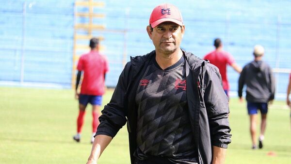 El Deportivo Municipal de José Cardozo inicia con mal paso