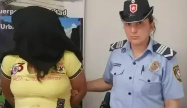 Mujer arrancó de un mordisco parte de la oreja de la actual novia de su ex - Noticiero Paraguay