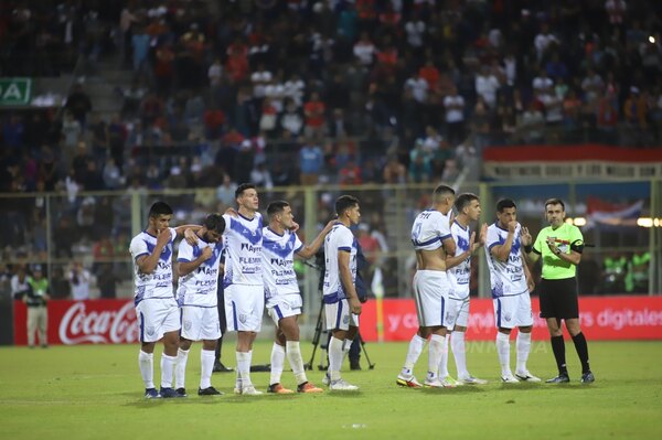 El jugoso premio que recibirán los jugadores de Ameliano si ganan la Supercopa