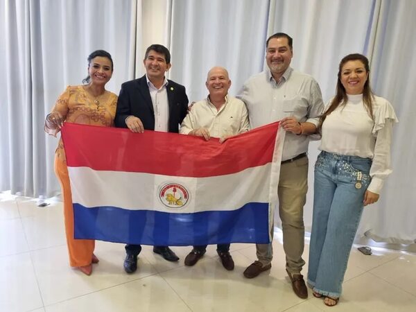 “Abrazo opositor” para la Gobernación de Alto Paraná - ABC en el Este - ABC Color