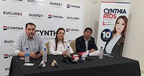 La Nación / Cambio de carpa: el liberal Óscar González Drakeford oficializa su apoyo a Euclides Acevedo