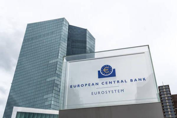 El Banco Central Europeo considera crear una "app" para el euro digital - Revista PLUS